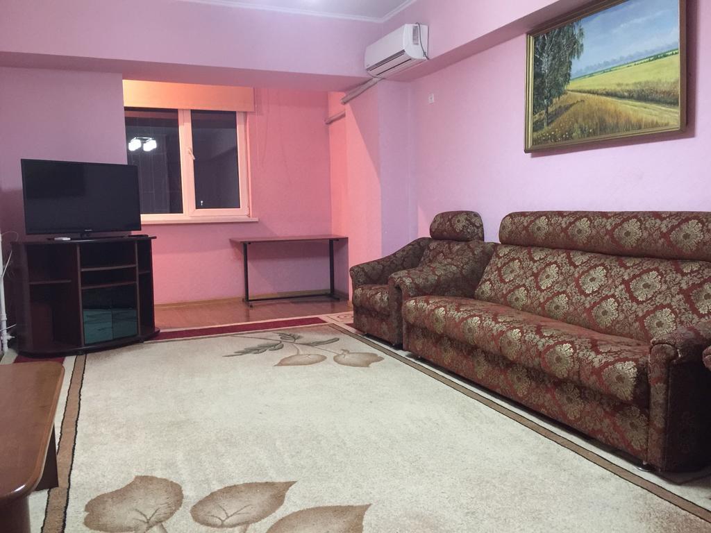 Bishkek Apartment Central Exteriör bild