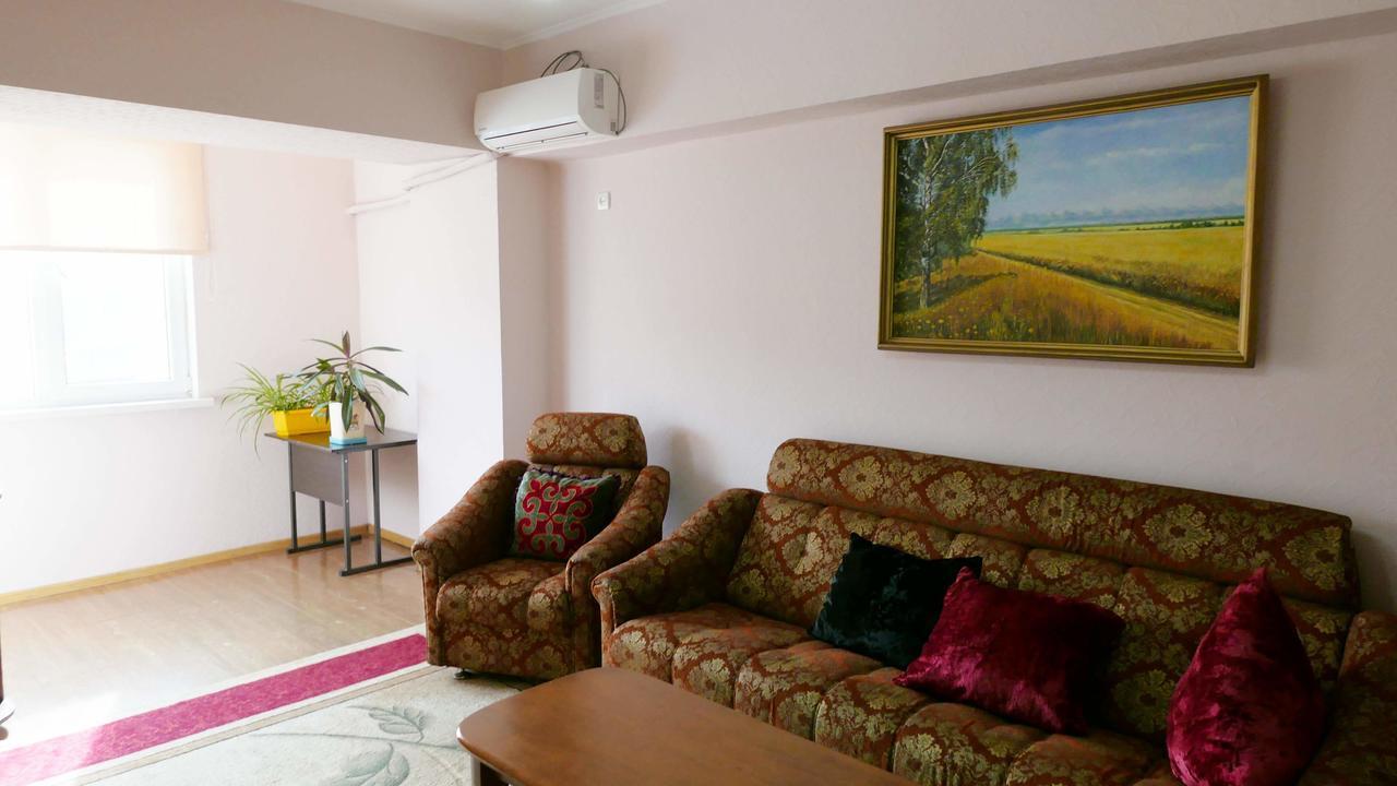 Bishkek Apartment Central Exteriör bild